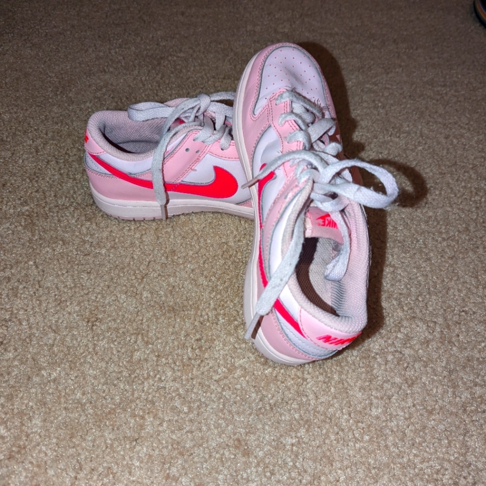 Rare Nike Dunk Low. HTF Authentic Youth 3Y